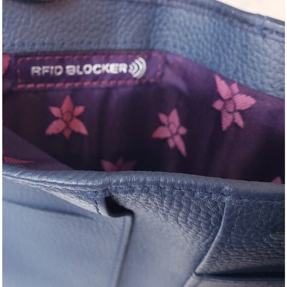 ANUSCHKA Leaping Orca Handpainted Leather Wallet RFID Blocker Protection Blue - Picture 6 of 14